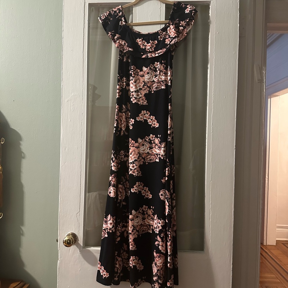 Hot Kiss Pink & Black Ruffled Off-Shoulder Maxi Dress Size M